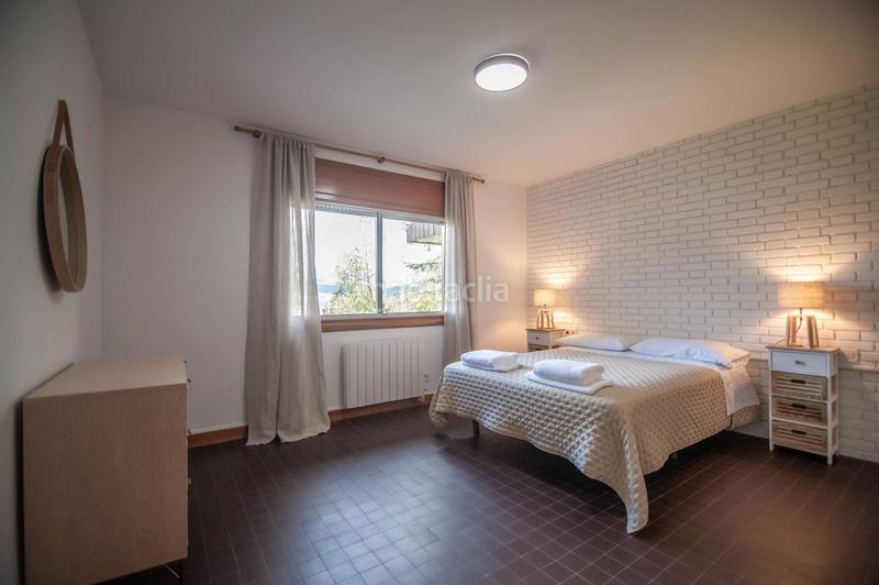 Foto 2d8d2548-540f-4c6f-8d5e-c6092479fc7a. Masia amb calefacció piscina a Guadarrama