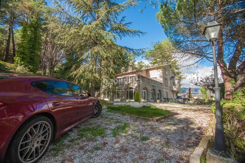 Foto bbe34434-1b6e-478d-bdd4-354d3a8273c3. Masia amb calefacció piscina a Guadarrama