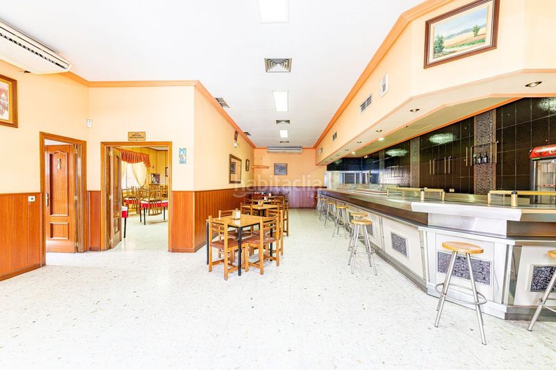 Foto 177e3b35-6348-4384-af38-340b327b17bf. Edifici a El Naranjo Fuenlabrada