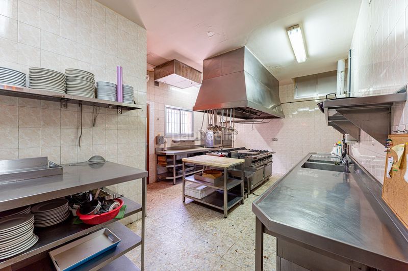 Foto abdeffdb-4dab-45b9-b14e-093ec8512b18. Edifici a El Naranjo Fuenlabrada