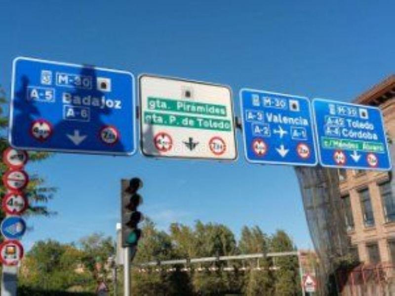 Foto 5f183a0d-fba3-4b0f-9691-5045d1d2ee2b. Local commercial dans del radio 32 dans Opañel Madrid