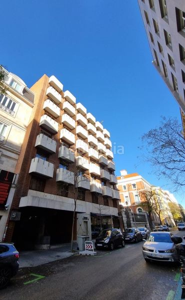 Foto 0955840b-6531-4f5c-8885-e8c727894f99. Aparcament cotxe a Almagro Madrid