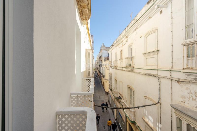 Foto 8463d6bc-94e2-43c8-9029-12fc58905506. Piso lujo y confort descubre este idilico piso en cadiz descubre la perla de la costa de la lu en Cádiz