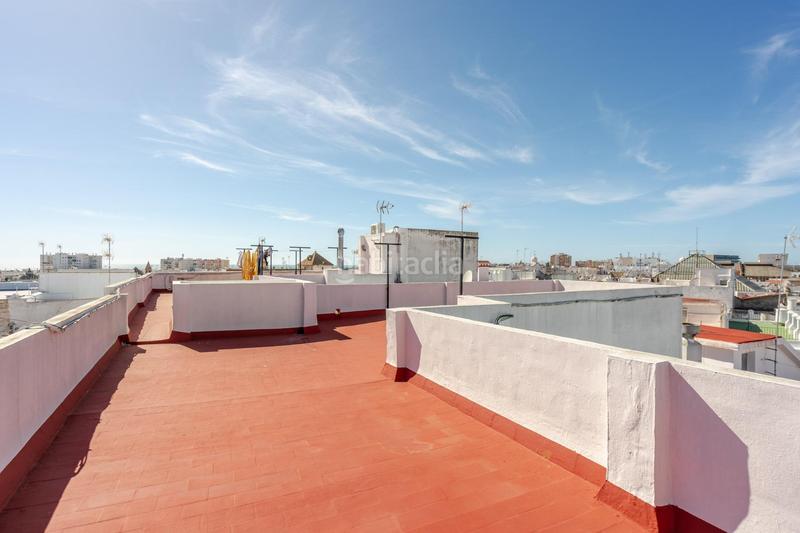 Foto b5a275d1-8200-4a97-b453-a9203a5c9eb3. Piso lujo y confort descubre este idilico piso en cadiz descubre la perla de la costa de la lu en Cádiz