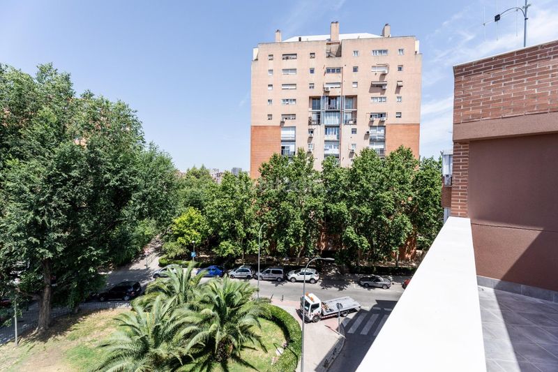 Foto a8f7860b-21f0-4f27-8934-b5bdd158a6b5. Àtic amb calefacció a Numancia Madrid