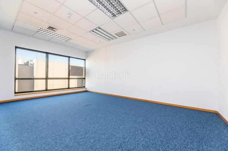 Foto 9090dec4-72bc-47f3-9445-33c782a403a9. Affitto ufficio in Zona Industrial Alcobendas