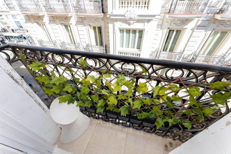 Foto ea894875-95c6-4146-8b33-959526a166b5. Piso en Sol Madrid