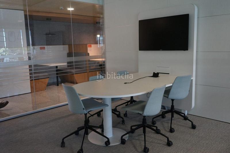 Foto 334e6212-1cc2-452b-b3f2-f8b13cdb83be. Rent office space with heating in Zona Industrial Tres Cantos