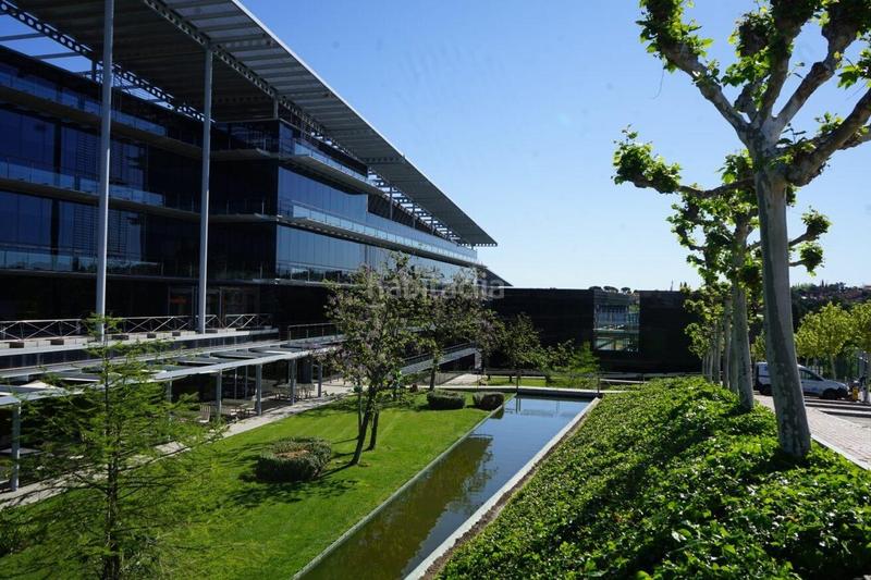 Foto 391c3570-5172-41b2-8663-6bf9a0998738. Rent office space with heating in Zona Industrial Tres Cantos