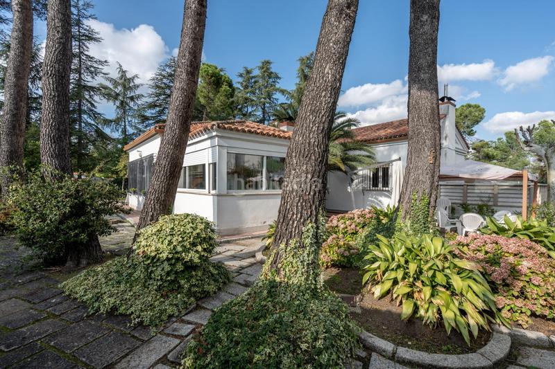Foto 18aee55b-4c9c-4003-96db-4fe40851924a. Chalet impresionante señorío en la exclusiva zona de moncloa, 970m2 construidos en parcela de mas de 36 en Madrid
