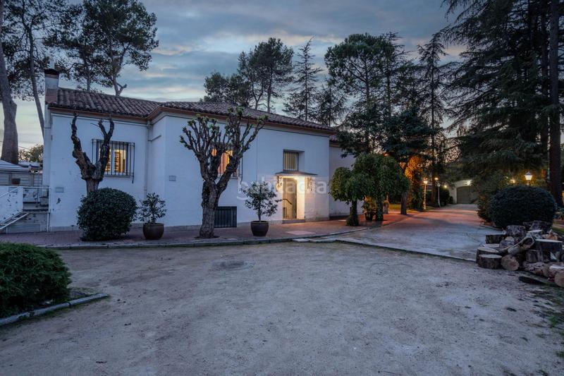 Foto e39574ae-1feb-4bb8-8998-a08516b376de. Chalet impresionante señorío en la exclusiva zona de moncloa, 970m2 construidos en parcela de mas de 36 en Madrid