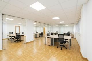 Office space  Calle calle de santa engracia