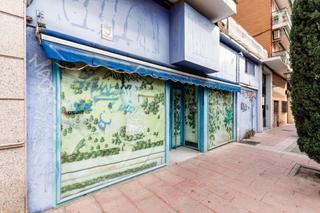Business premise in Centro. Oportundad de inversion. local comercial en pleno centro