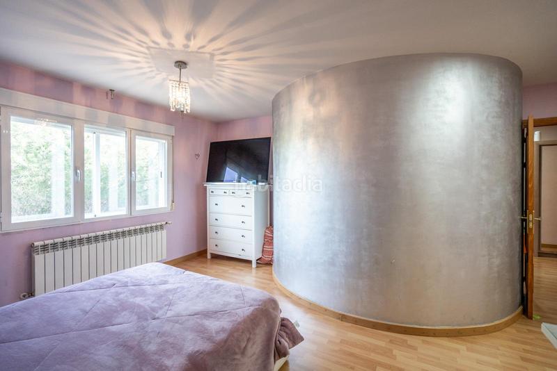 Foto 2243a307-23c1-4f42-b454-1fd288c7f47b. Chalet mit heizung parking pool in puerto Galapagar-las cuestas Galapagar