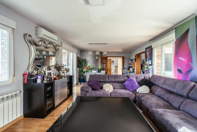 Foto 30443763-5815-42fa-b18a-7f48f6058a19. Chalet mit heizung parking pool in puerto Galapagar-las cuestas Galapagar