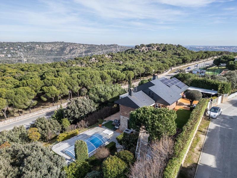 Foto 458ceeac-43d6-4d28-b603-ecb7ca04c0a8. Chalet mit heizung parking pool in puerto Galapagar-las cuestas Galapagar