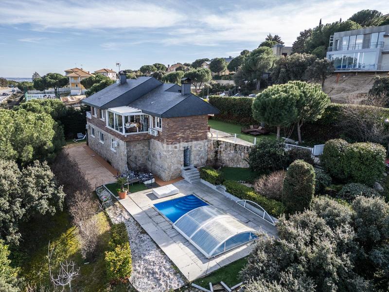 Foto 7d011323-6e91-4d48-b04e-8a4d7dd365e0. Chalet mit heizung parking pool in puerto Galapagar-las cuestas Galapagar