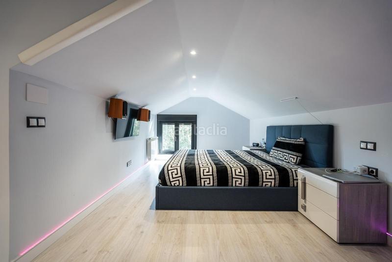 Foto ed1d313b-30a4-4bff-b819-05c0e0600cd9. Chalet mit heizung parking pool in puerto Galapagar-las cuestas Galapagar