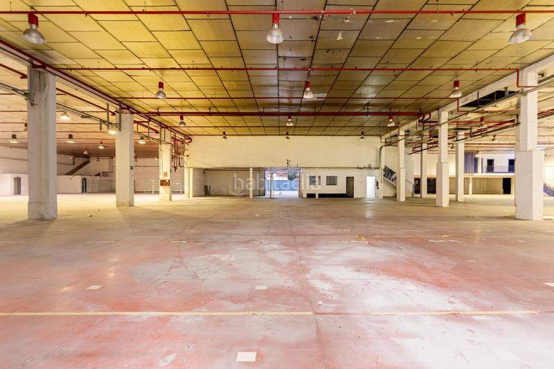 Foto 4b0127a2-3bc4-4af1-a22c-960330d630a9. Bâtiment à usage industriel dans Estación Coslada