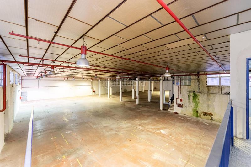 Foto 7b7ef1f5-68ea-4ad9-bbe1-72d4da6594e1. Bâtiment à usage industriel dans Estación Coslada