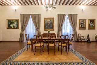 Edifici a Yepes. Magnifico palacete parcialmente rehabilitado con proyecto hotele