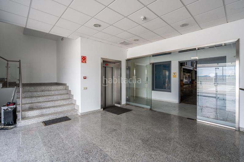 Foto 151d3102-4ce8-4fa5-8f3f-870dbd097313. Bâtiment à usage industriel dans Añover de Tajo