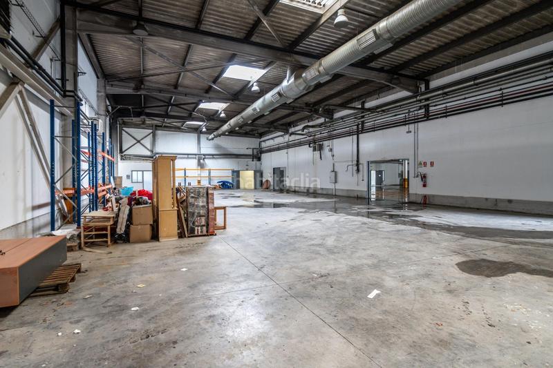 Foto 17f3df41-16e4-448e-9310-ecad634d00a5. Bâtiment à usage industriel dans Añover de Tajo