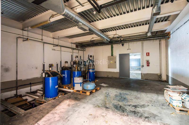 Foto 27e9b268-6e45-44d2-b7e2-e7f18afc2a42. Bâtiment à usage industriel dans Añover de Tajo