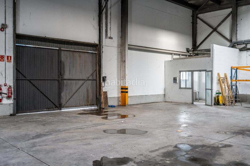 Foto 6fc0394f-a277-421e-97c2-c641275462ce. Bâtiment à usage industriel dans Añover de Tajo