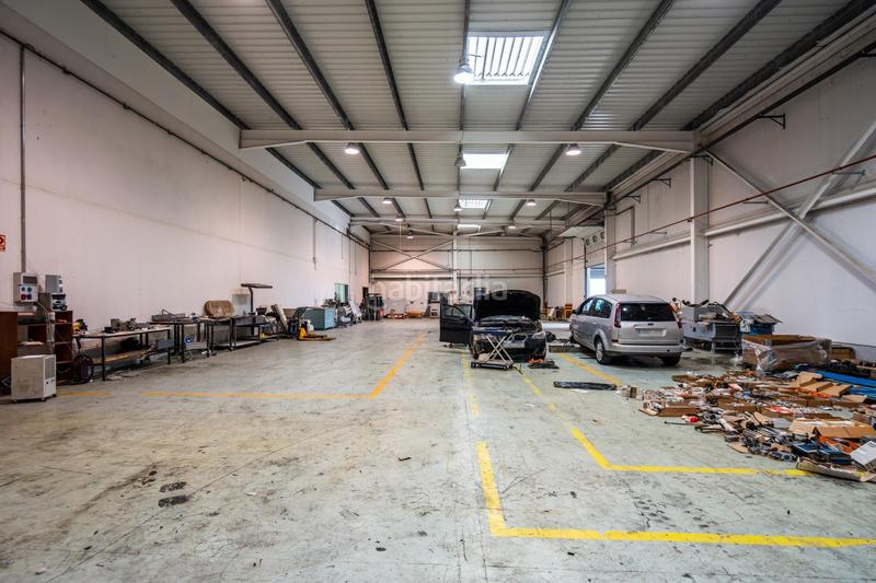 Foto 80f91513-7f8d-4ecc-8841-4fe41eac579a. Bâtiment à usage industriel dans Añover de Tajo