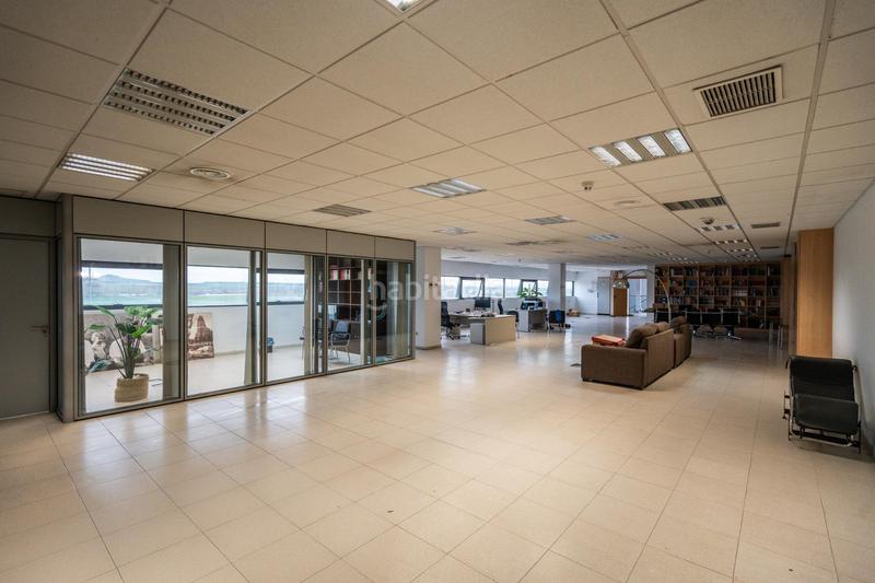 Foto b9d28f6b-7cec-43b2-be49-deb22f00ead0. Bâtiment à usage industriel dans Añover de Tajo