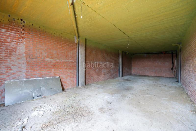 Foto 4df73fe2-aed7-457b-8615-b161a6e2dbed. Geschäftsraum in Parla este Parla