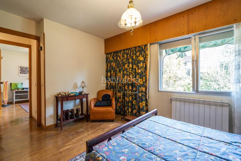 Foto 236bd1ed-5617-4c23-9dd1-a9d6488d8a68. Casa aparellada amb calefacció aparcament a Peñagrande Madrid