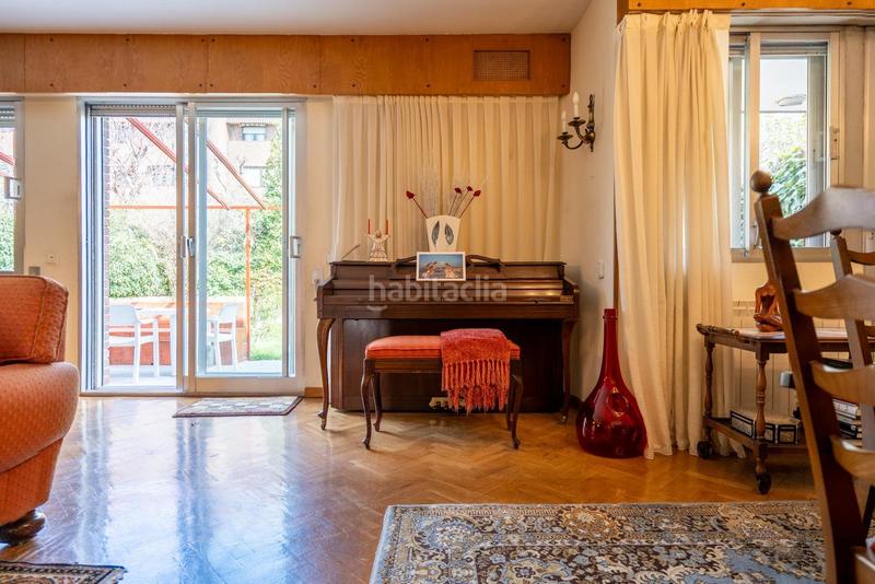 Foto 857857c0-999e-4f62-b7ba-ca82bef4de3b. Casa aparellada amb calefacció aparcament a Peñagrande Madrid