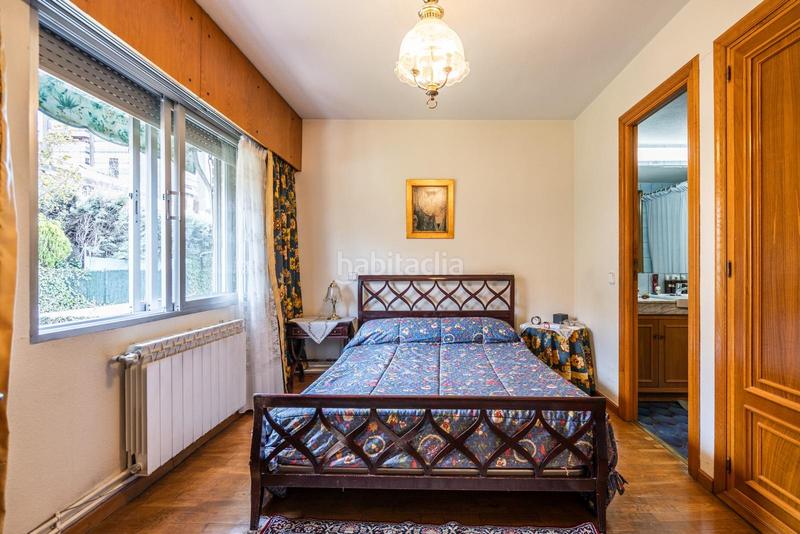 Foto 8dee74b2-7b06-4495-8aa1-92415e950a9a. Casa aparellada amb calefacció aparcament a Peñagrande Madrid