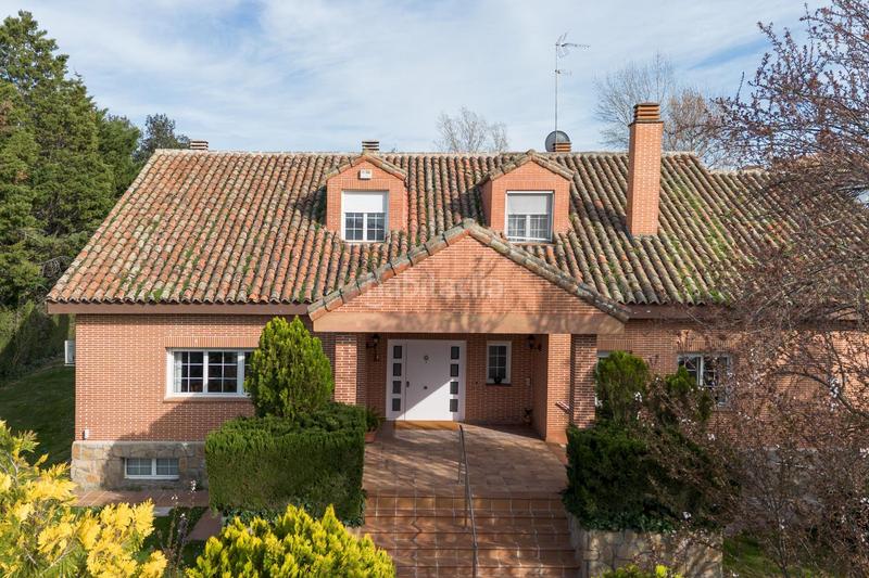 Foto 7aea9223-75a7-49ca-8c20-a7165bfb2fb3. Chalet avec chauffage parking piscine dans Ciudalcampo