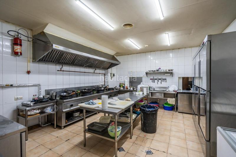 Foto 51c31c24-d378-484a-ba4c-9078c384f29f. Local comercial fantástico restaurante en rentabilidad o libre de inquilino se vende amplio r en Leganés