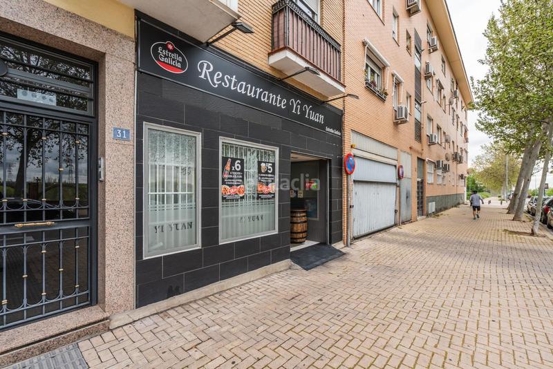 Foto 985ab384-0e0a-4839-b4f6-f39fc58242fa. Local comercial fantástico restaurante en rentabilidad o libre de inquilino se vende amplio r en Leganés