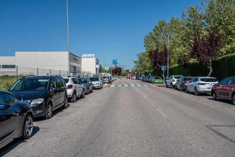 Foto 3e65185b-f0f6-4c75-9739-f9ac4fa0e3a5. Terreno residencial oportunidad inversores y empresas! parcela urbana de 2.627 m frente al núcleo urbano ubicación pri en Parla