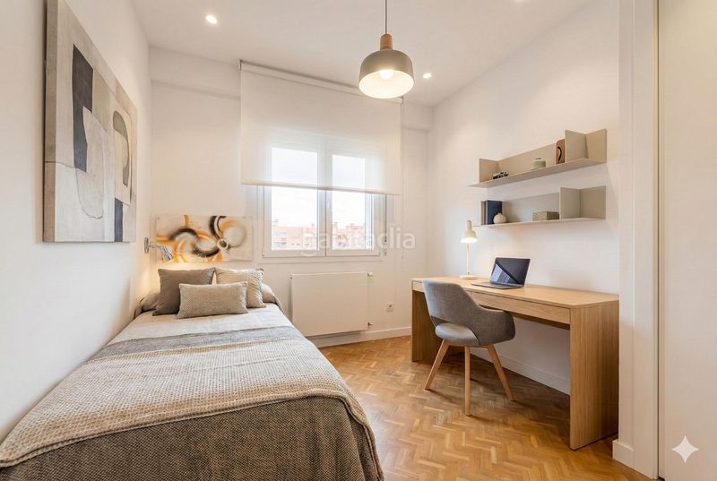 Foto 096bfdc5-a2af-4b4e-b7a2-b80a5cff2fd3. Pis amb aparcament piscina a San Juan Bautista Madrid