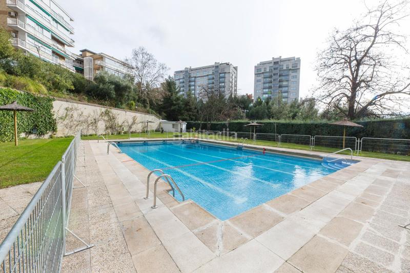Foto 1e06f3fb-ee85-49cf-8288-4bc66d4e9491. Flat with heating parking pool in San Juan Bautista Madrid