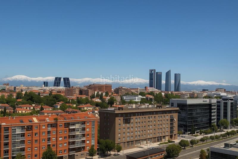 Foto 25fdb3a3-9e37-4609-b663-9535e57c6db8. Flat with heating parking pool in San Juan Bautista Madrid