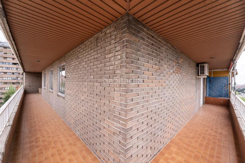 Foto 7faaa682-111f-4aa5-8385-e77021d747d3. Flat with heating parking pool in San Juan Bautista Madrid