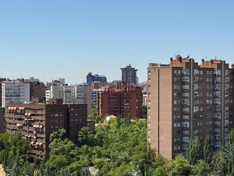 Foto aa1462de-cab5-4276-b68b-bf2027890e4c. Flat with heating parking pool in San Juan Bautista Madrid