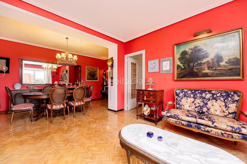 Foto d346c72a-d53c-4cc6-8d0c-0dac04917aa3. Flat with heating parking pool in San Juan Bautista Madrid