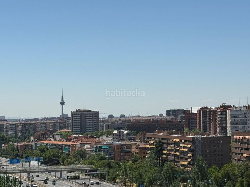 Foto da927fcf-8135-4db1-a9d5-390644589771. Pis amb aparcament piscina a San Juan Bautista Madrid