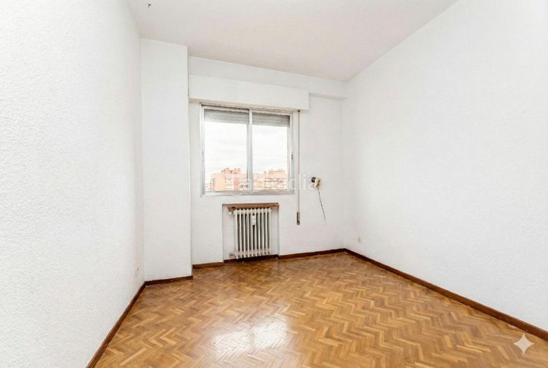 Foto e75b7432-b6c0-475f-9134-4b7f61532060. Pis amb aparcament piscina a San Juan Bautista Madrid