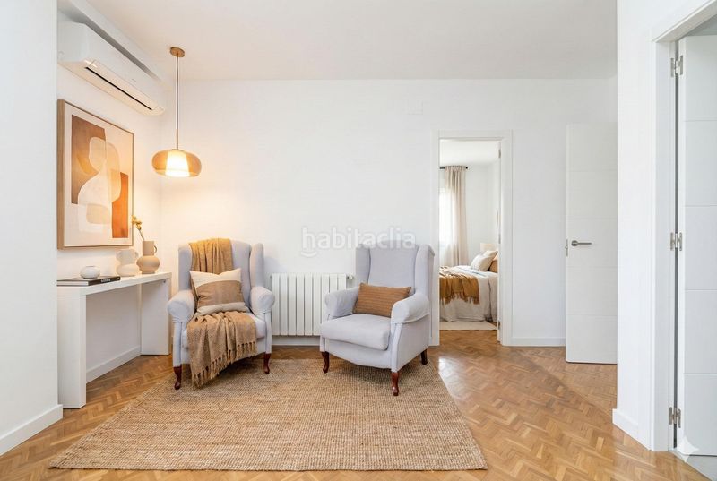 Foto f5e69358-1de6-49cf-9a3f-620bc3913aed. Pis amb aparcament piscina a San Juan Bautista Madrid