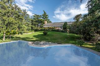 Chalet en Dehesa-El Soto. Chalet independiente exclusivo sobre dos parcelas, jardín de ens