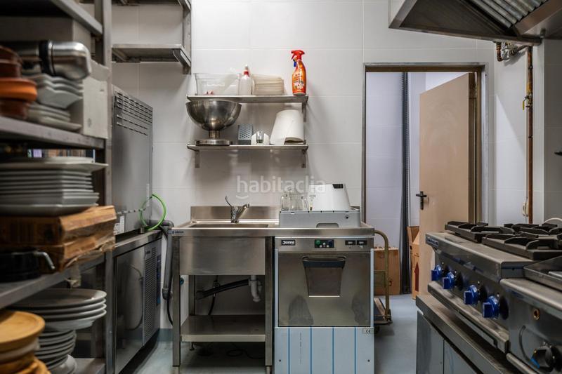 Foto f46a7b9d-8739-4fb4-b7c6-96d291b1a389. Local comercial fantástico local barrestaurante en venta o con alquiler con opción a compra frente al estadio en Alcorcón